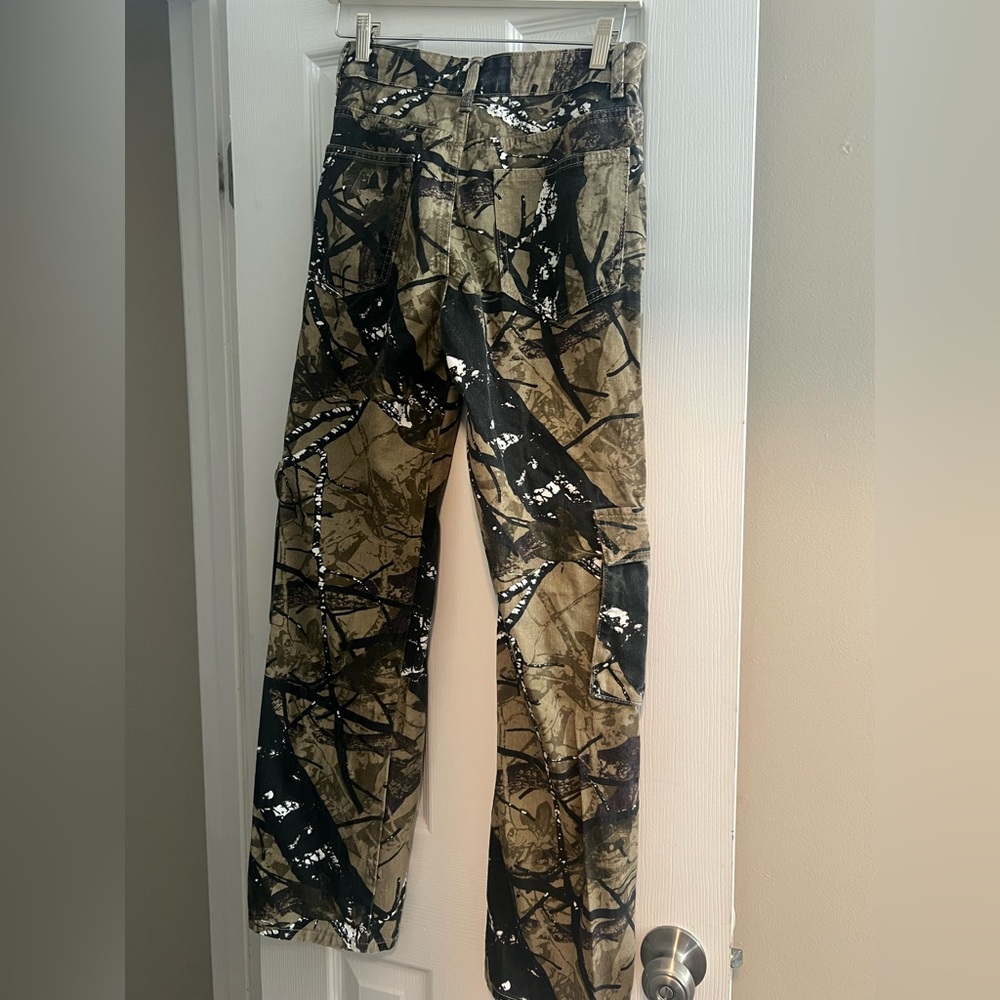 SHEIN women's Camo Cargo Pants - Picture 2 of 3